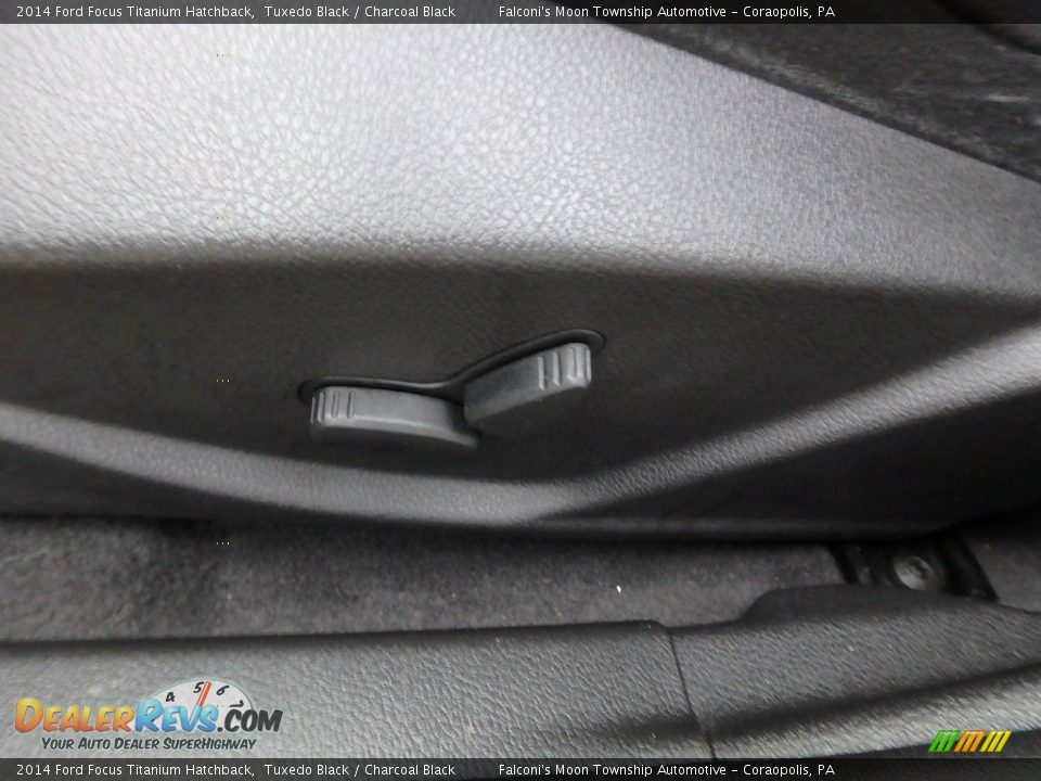 2014 Ford Focus Titanium Hatchback Tuxedo Black / Charcoal Black Photo #21