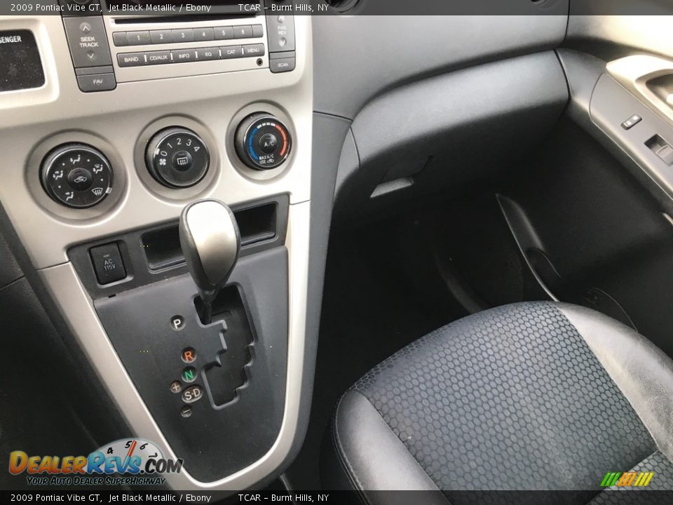 2009 Pontiac Vibe GT Jet Black Metallic / Ebony Photo #25