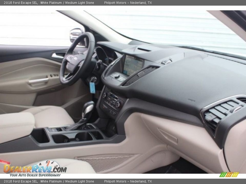 2018 Ford Escape SEL White Platinum / Medium Light Stone Photo #30