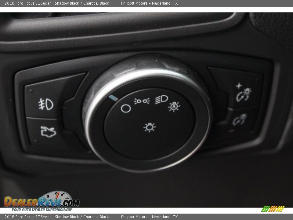 2018 Ford Focus SE Sedan Shadow Black / Charcoal Black Photo #21