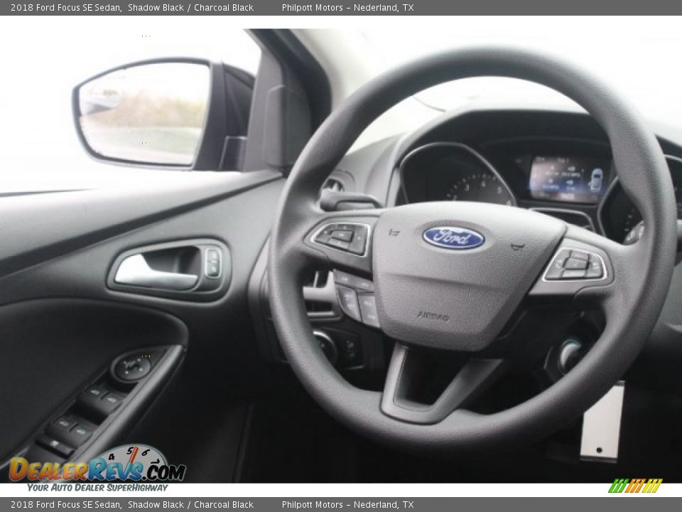 2018 Ford Focus SE Sedan Shadow Black / Charcoal Black Photo #25