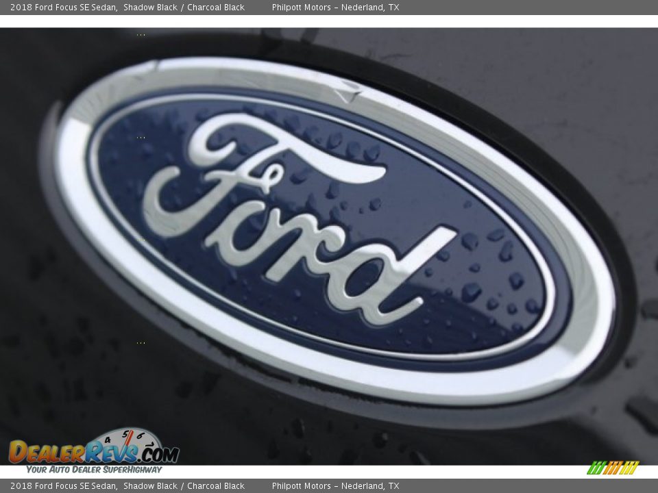 2018 Ford Focus SE Sedan Shadow Black / Charcoal Black Photo #33