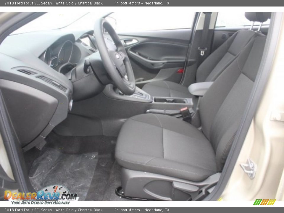 2018 Ford Focus SEL Sedan White Gold / Charcoal Black Photo #13