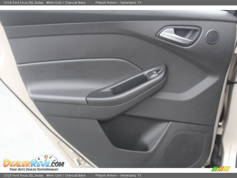 2018 Ford Focus SEL Sedan White Gold / Charcoal Black Photo #21