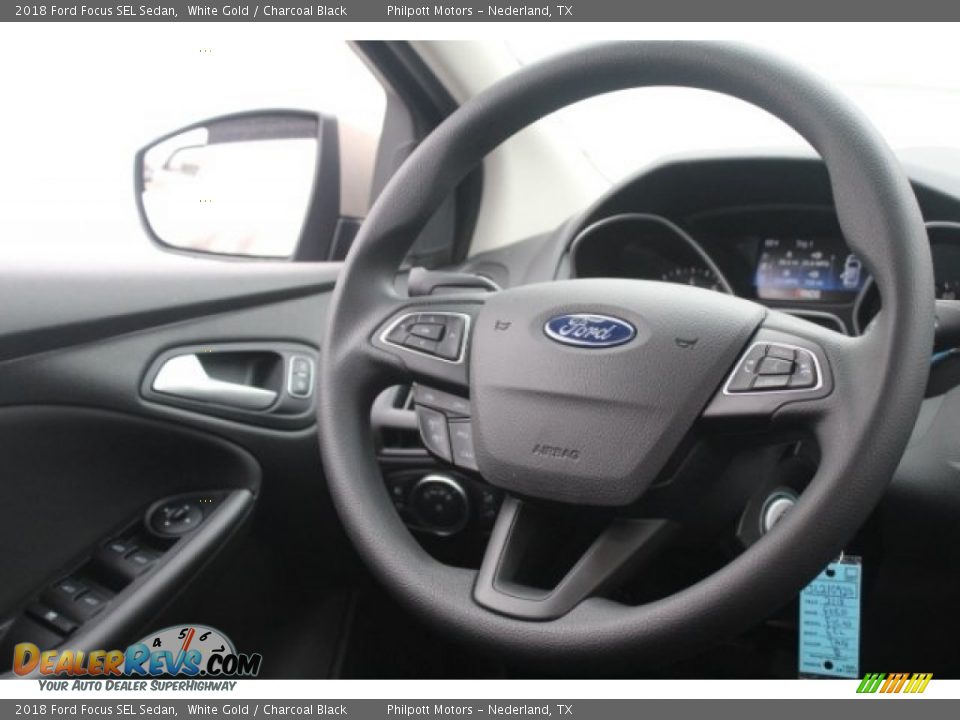 2018 Ford Focus SEL Sedan White Gold / Charcoal Black Photo #24