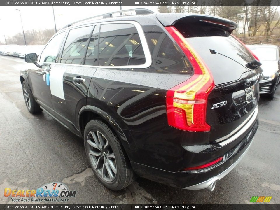 2018 Volvo XC90 T5 AWD Momentum Onyx Black Metallic / Charcoal Photo #4