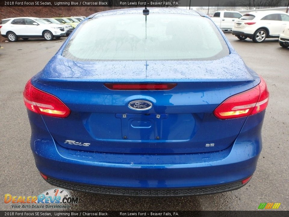2018 Ford Focus SE Sedan Lightning Blue / Charcoal Black Photo #4