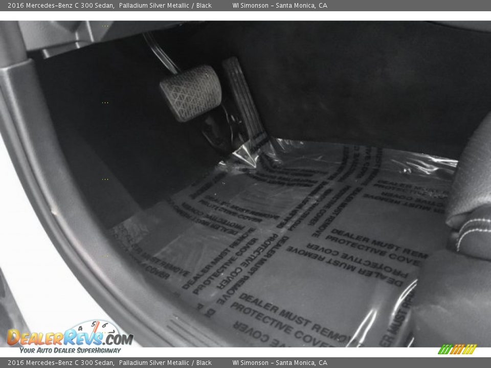 2016 Mercedes-Benz C 300 Sedan Palladium Silver Metallic / Black Photo #22