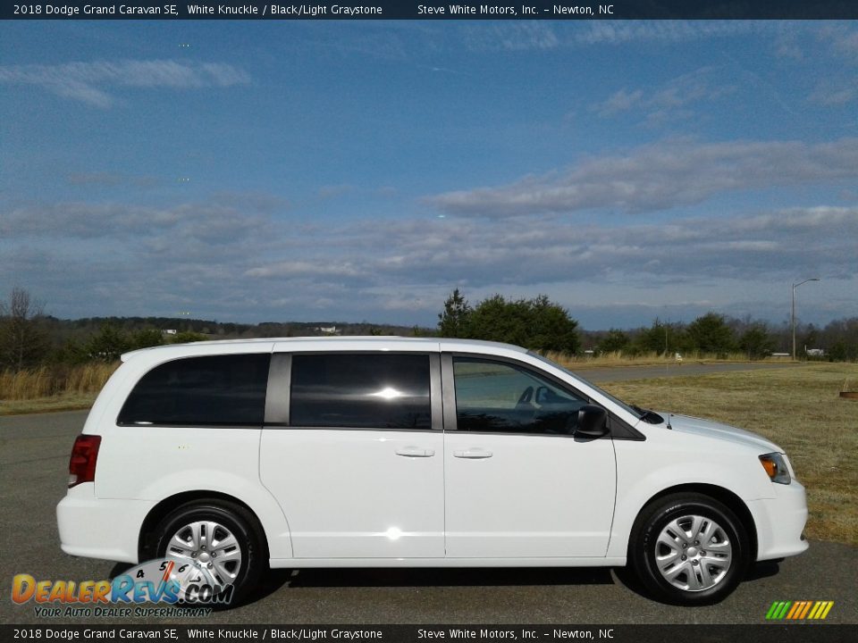 White Knuckle 2018 Dodge Grand Caravan SE Photo #5
