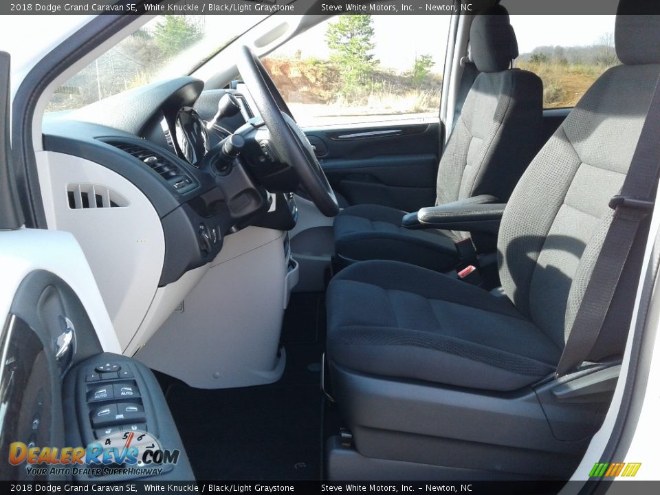Front Seat of 2018 Dodge Grand Caravan SE Photo #10
