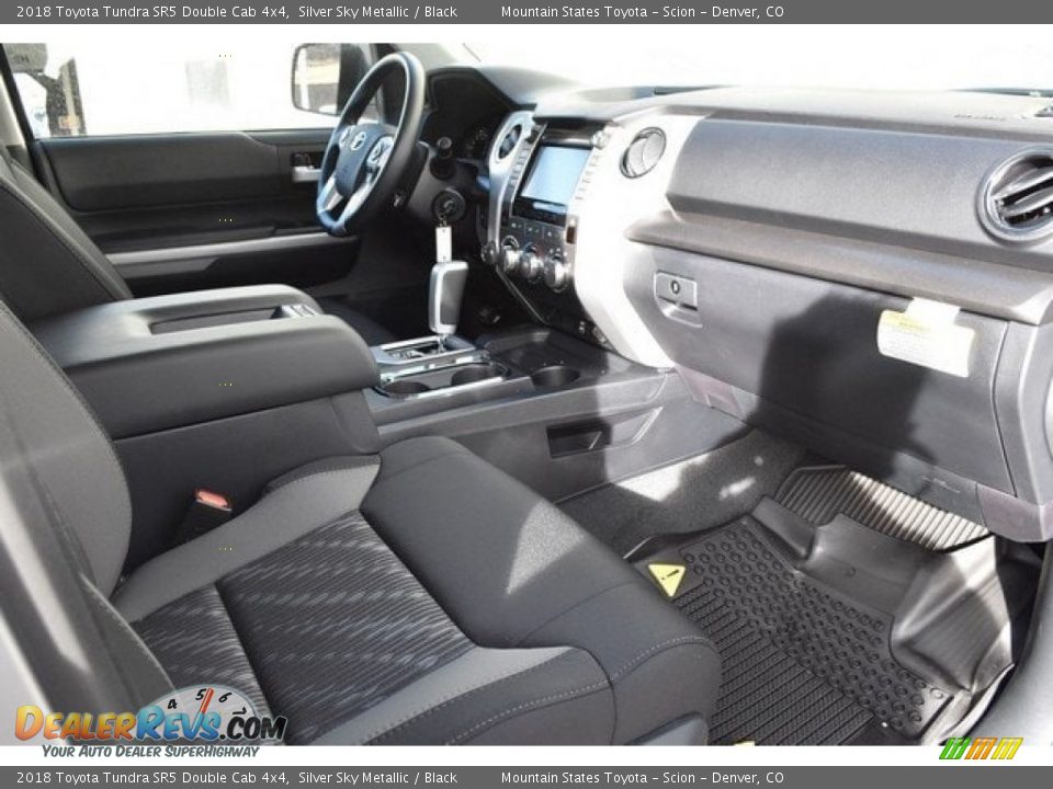 2018 Toyota Tundra SR5 Double Cab 4x4 Silver Sky Metallic / Black Photo #10