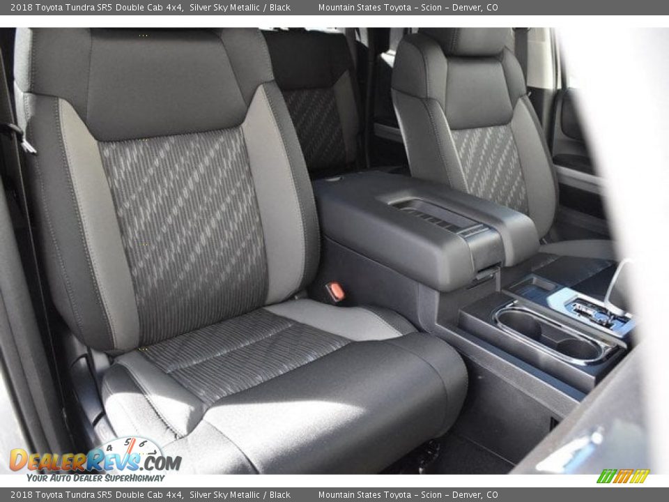 2018 Toyota Tundra SR5 Double Cab 4x4 Silver Sky Metallic / Black Photo #12