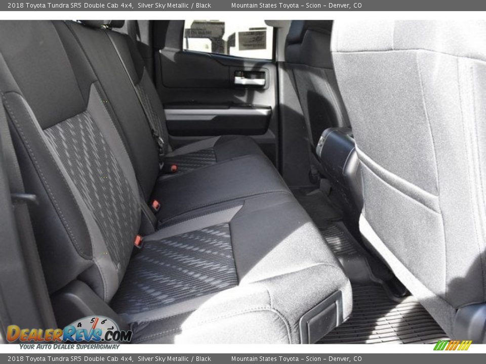 2018 Toyota Tundra SR5 Double Cab 4x4 Silver Sky Metallic / Black Photo #17