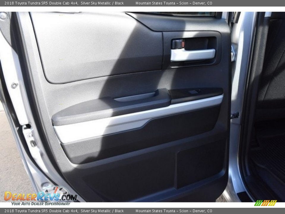 2018 Toyota Tundra SR5 Double Cab 4x4 Silver Sky Metallic / Black Photo #20