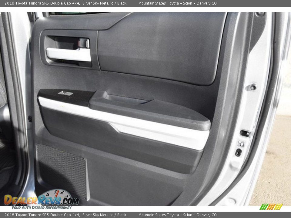 2018 Toyota Tundra SR5 Double Cab 4x4 Silver Sky Metallic / Black Photo #22