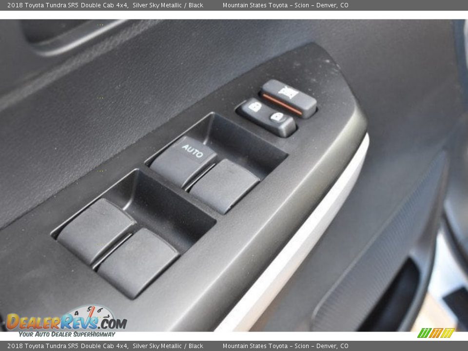 2018 Toyota Tundra SR5 Double Cab 4x4 Silver Sky Metallic / Black Photo #23