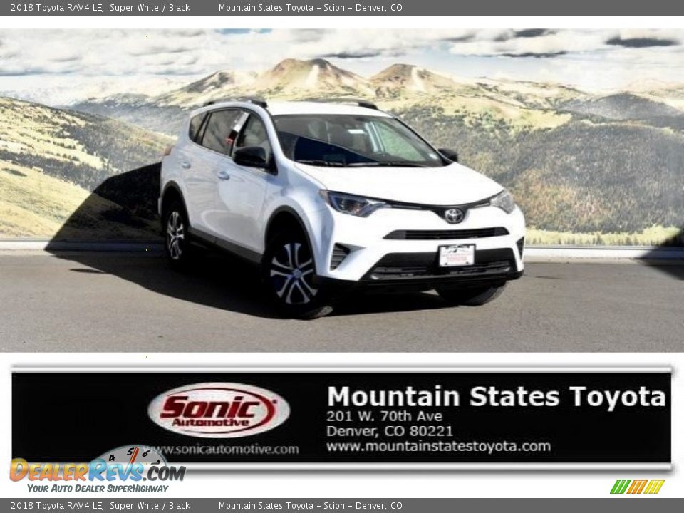 2018 Toyota RAV4 LE Super White / Black Photo #1