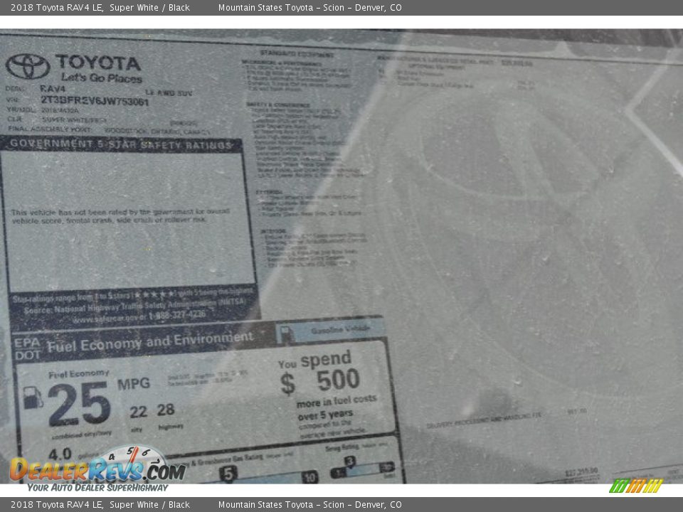2018 Toyota RAV4 LE Super White / Black Photo #36
