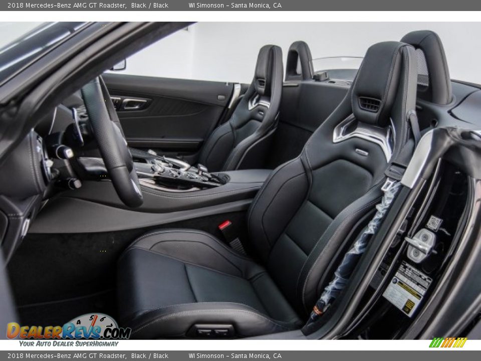 Front Seat of 2018 Mercedes-Benz AMG GT Roadster Photo #23