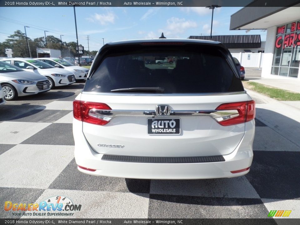 2018 Honda Odyssey EX-L White Diamond Pearl / Mocha Photo #4