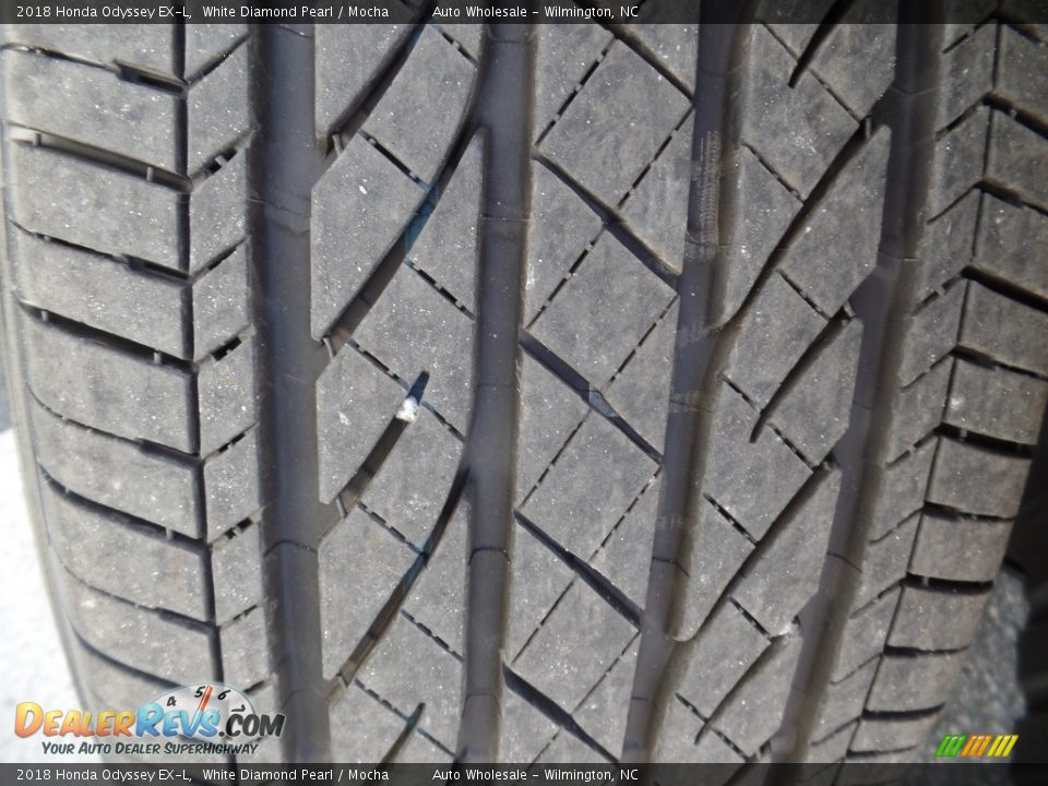 2018 Honda Odyssey EX-L White Diamond Pearl / Mocha Photo #9