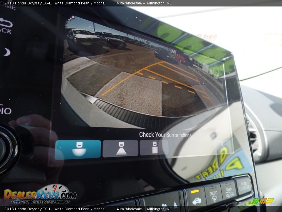 2018 Honda Odyssey EX-L White Diamond Pearl / Mocha Photo #18