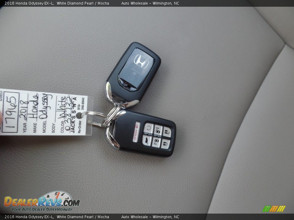 2018 Honda Odyssey EX-L White Diamond Pearl / Mocha Photo #20