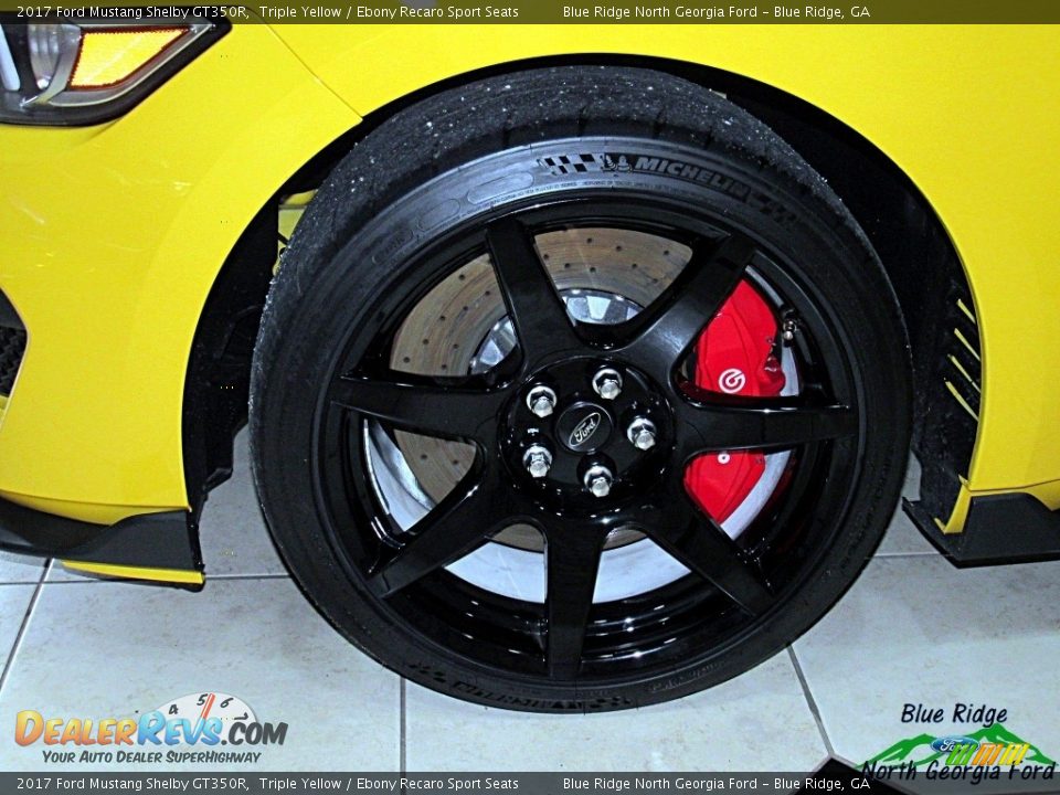 2017 Ford Mustang Shelby GT350R Triple Yellow / Ebony Recaro Sport Seats Photo #12