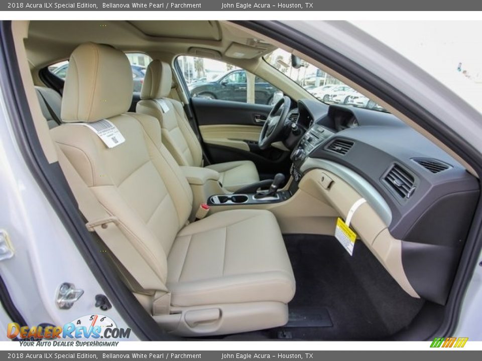 Front Seat of 2018 Acura ILX Special Edition Photo #23