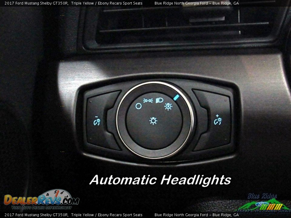 2017 Ford Mustang Shelby GT350R Triple Yellow / Ebony Recaro Sport Seats Photo #22