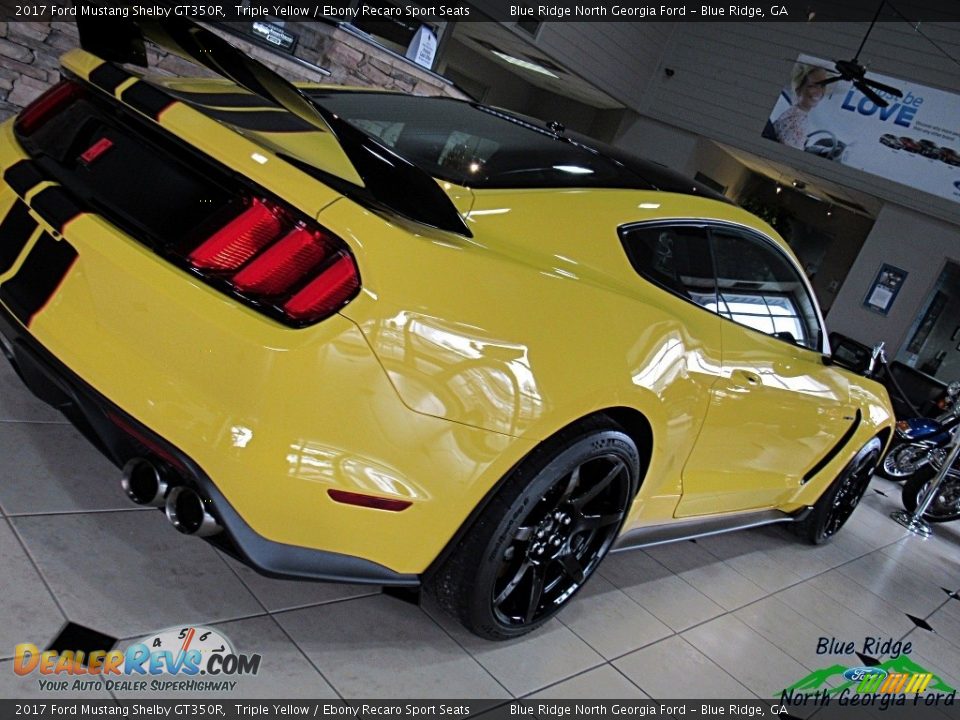 2017 Ford Mustang Shelby GT350R Triple Yellow / Ebony Recaro Sport Seats Photo #32