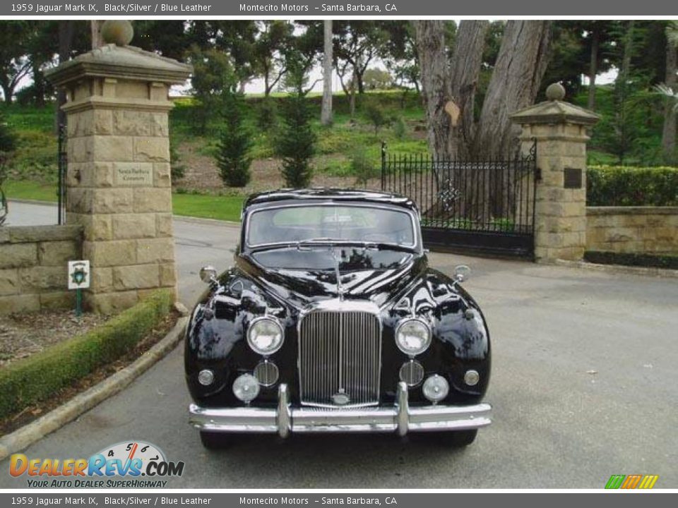 1959 Jaguar Mark IX Black/Silver / Blue Leather Photo #7