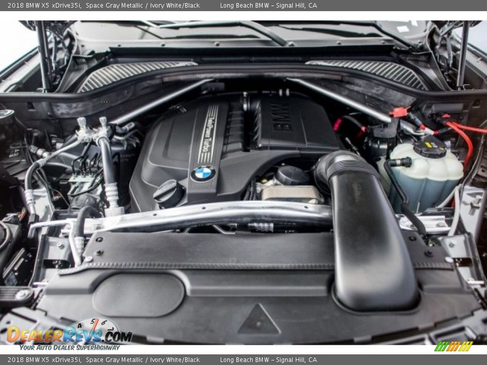 2018 BMW X5 xDrive35i Space Gray Metallic / Ivory White/Black Photo #8