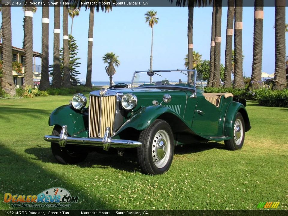 Front 3/4 View of 1952 MG TD Roadster Photo #1