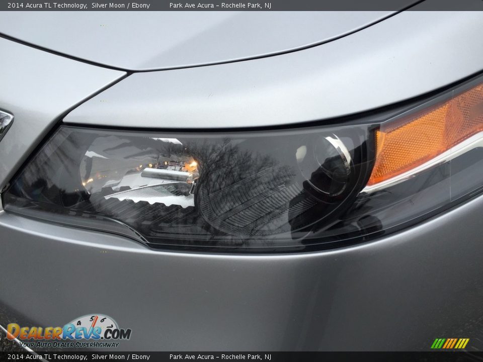2014 Acura TL Technology Silver Moon / Ebony Photo #31