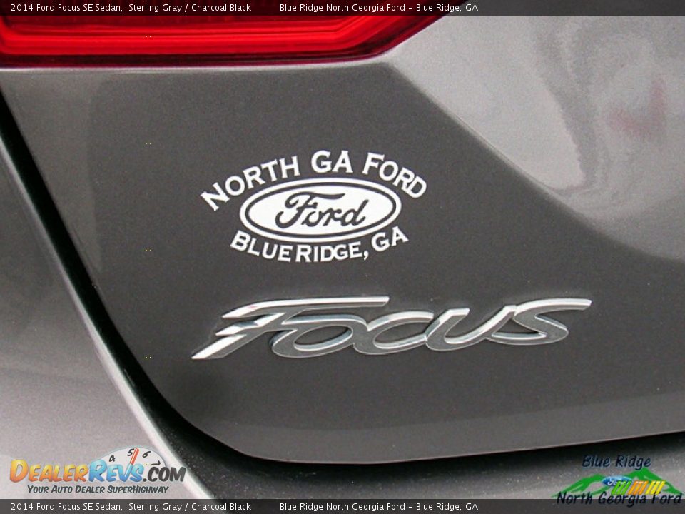 2014 Ford Focus SE Sedan Sterling Gray / Charcoal Black Photo #32