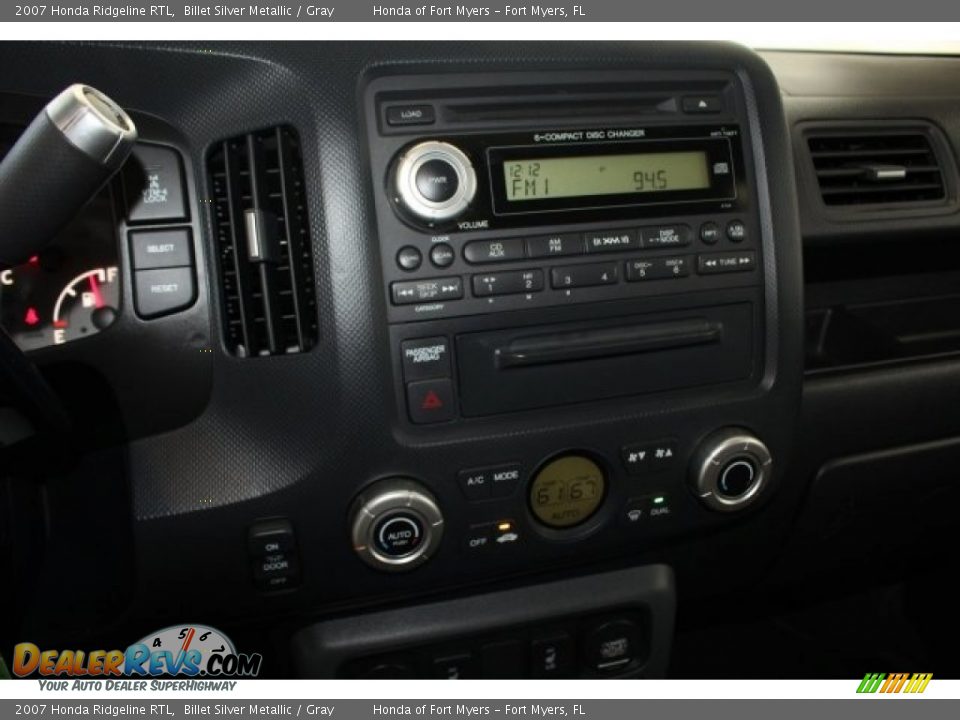 2007 Honda Ridgeline RTL Billet Silver Metallic / Gray Photo #26