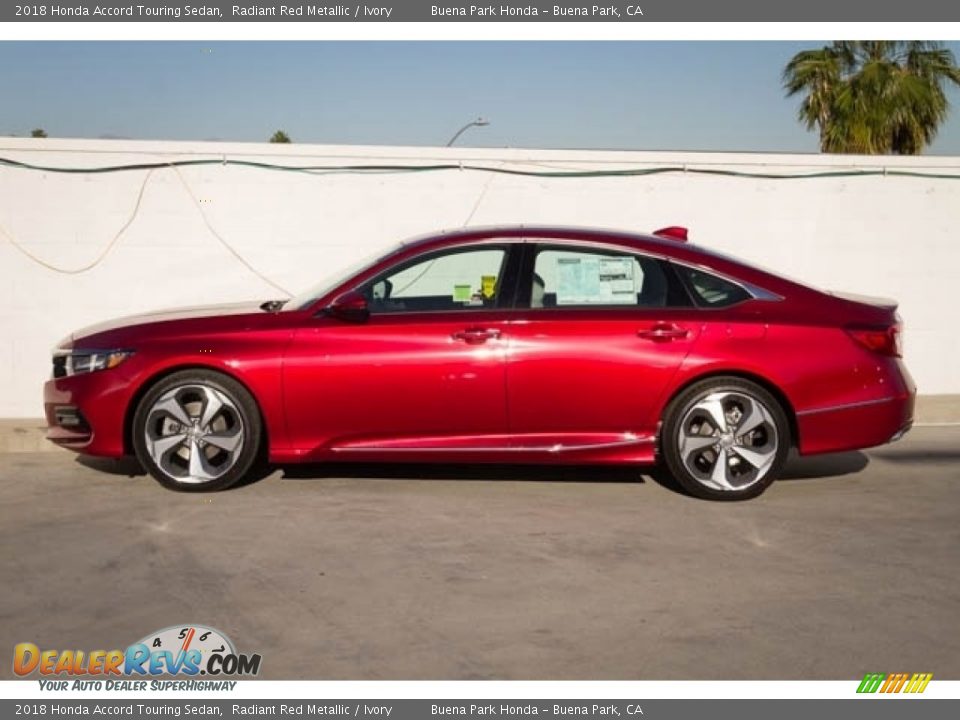 2018 Honda Accord Touring Sedan Radiant Red Metallic / Ivory Photo #5