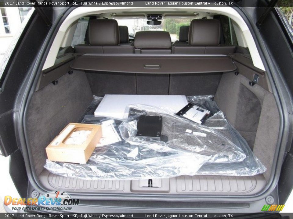 2017 Land Rover Range Rover Sport HSE Fuji White / Espresso/Almond Photo #17