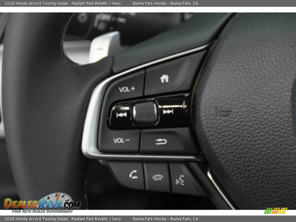 2018 Honda Accord Touring Sedan Radiant Red Metallic / Ivory Photo #22