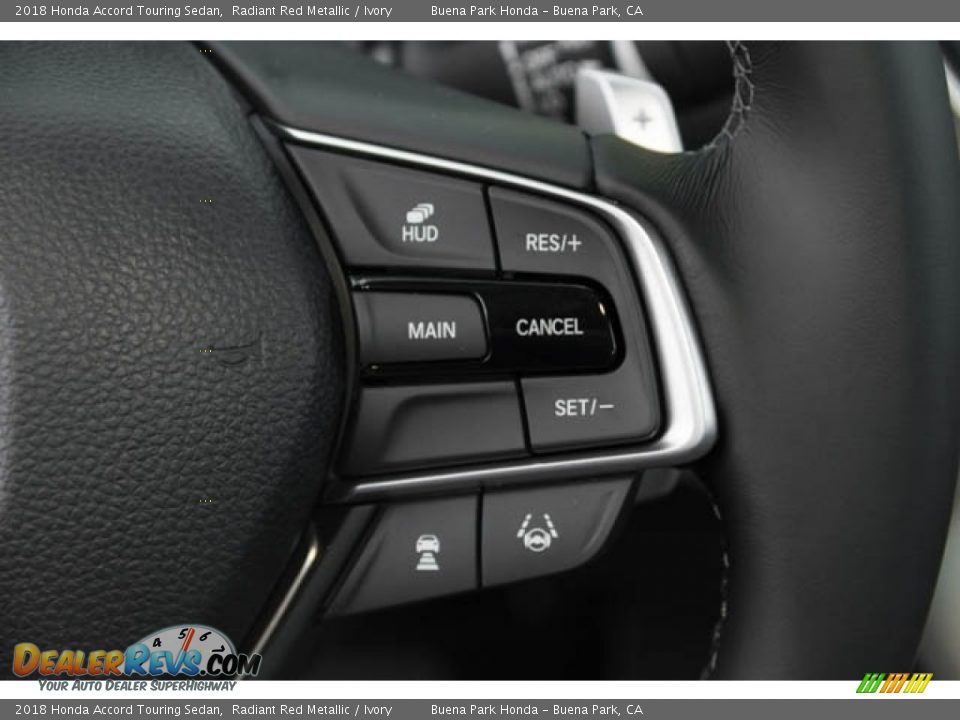 2018 Honda Accord Touring Sedan Radiant Red Metallic / Ivory Photo #23