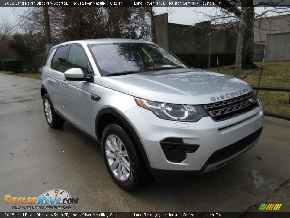 2018 Land Rover Discovery Sport SE Indus Silver Metallic / Glacier Photo #2