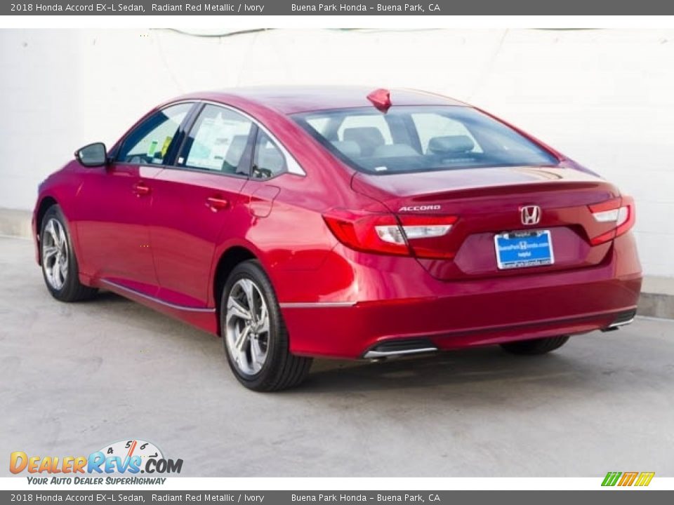 2018 Honda Accord EX-L Sedan Radiant Red Metallic / Ivory Photo #2