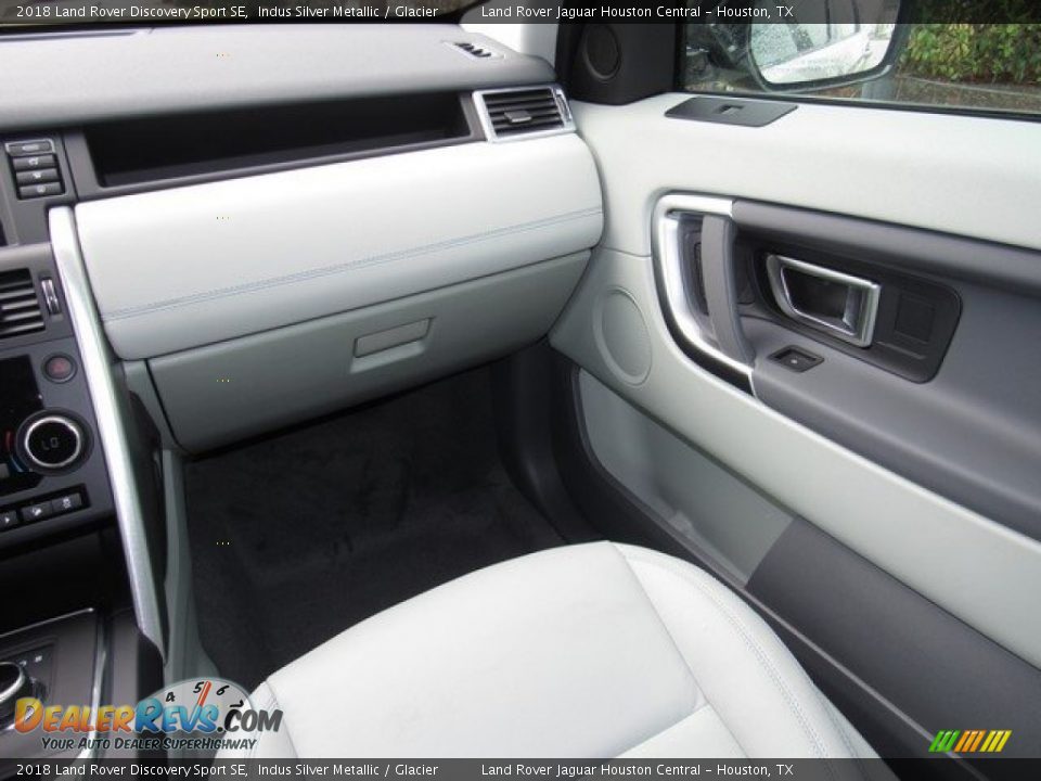 2018 Land Rover Discovery Sport SE Indus Silver Metallic / Glacier Photo #15