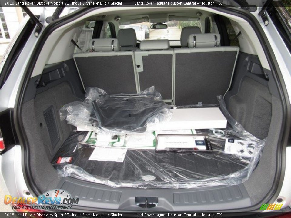 2018 Land Rover Discovery Sport SE Indus Silver Metallic / Glacier Photo #17