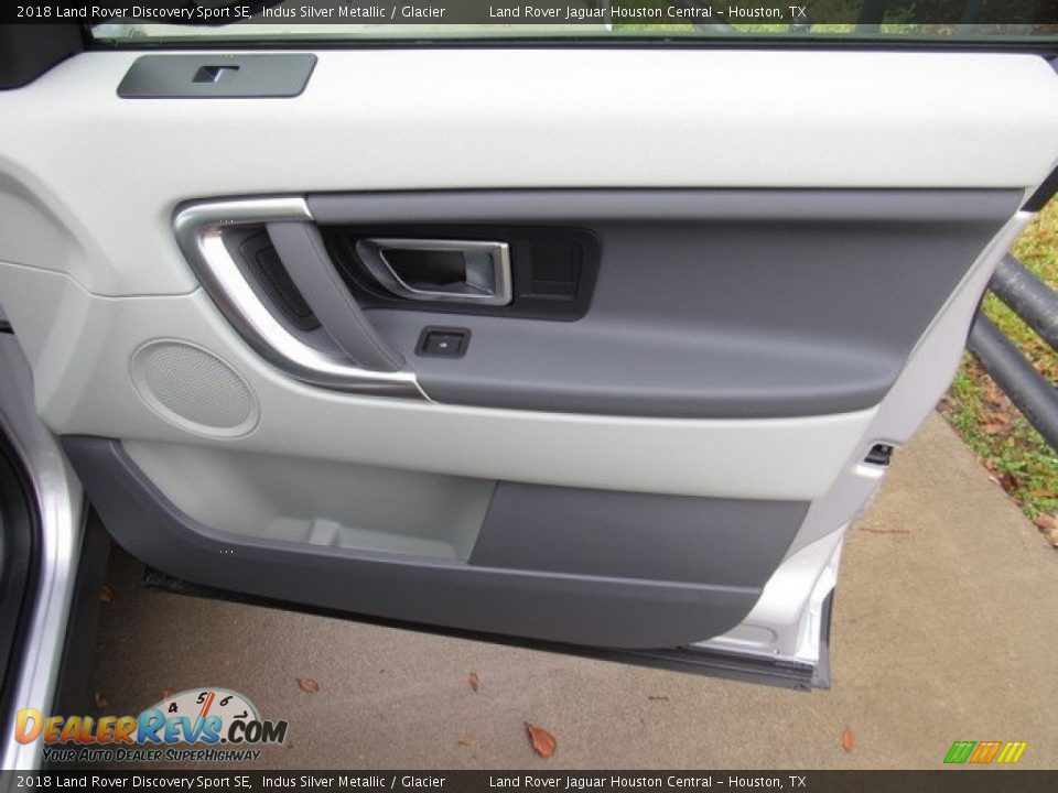 2018 Land Rover Discovery Sport SE Indus Silver Metallic / Glacier Photo #20