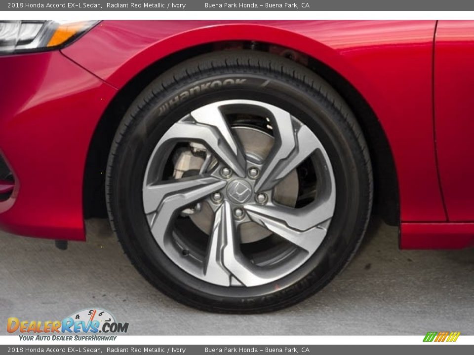 2018 Honda Accord EX-L Sedan Radiant Red Metallic / Ivory Photo #13