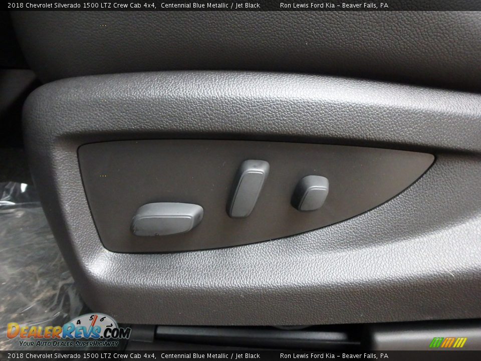 2018 Chevrolet Silverado 1500 LTZ Crew Cab 4x4 Centennial Blue Metallic / Jet Black Photo #16