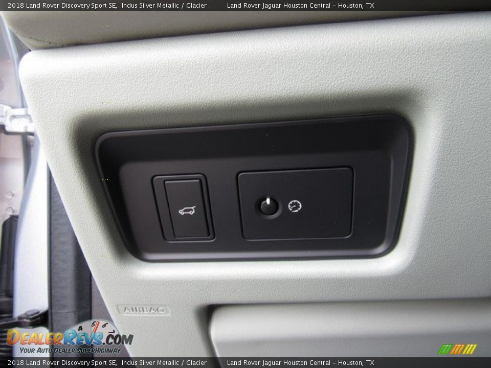 2018 Land Rover Discovery Sport SE Indus Silver Metallic / Glacier Photo #27