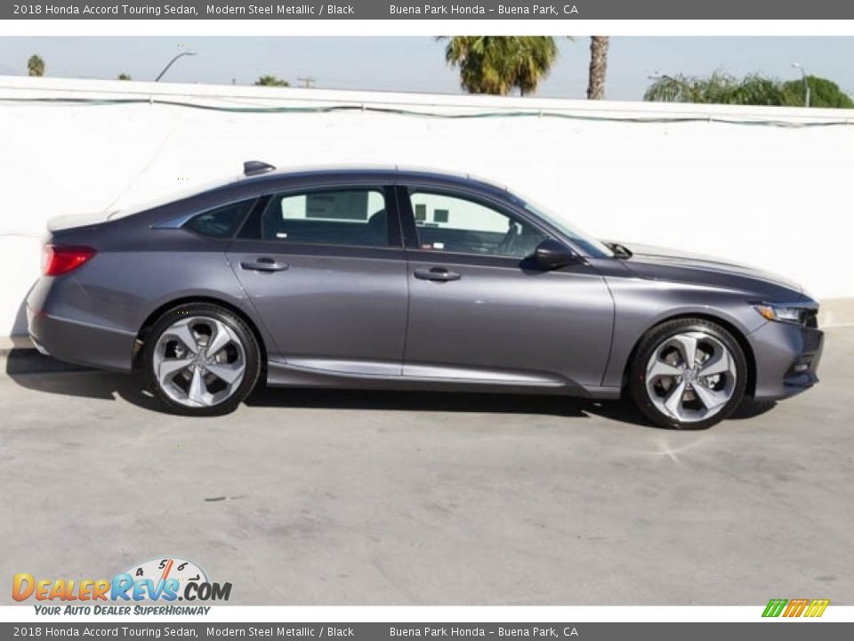 2018 Honda Accord Touring Sedan Modern Steel Metallic / Black Photo #5